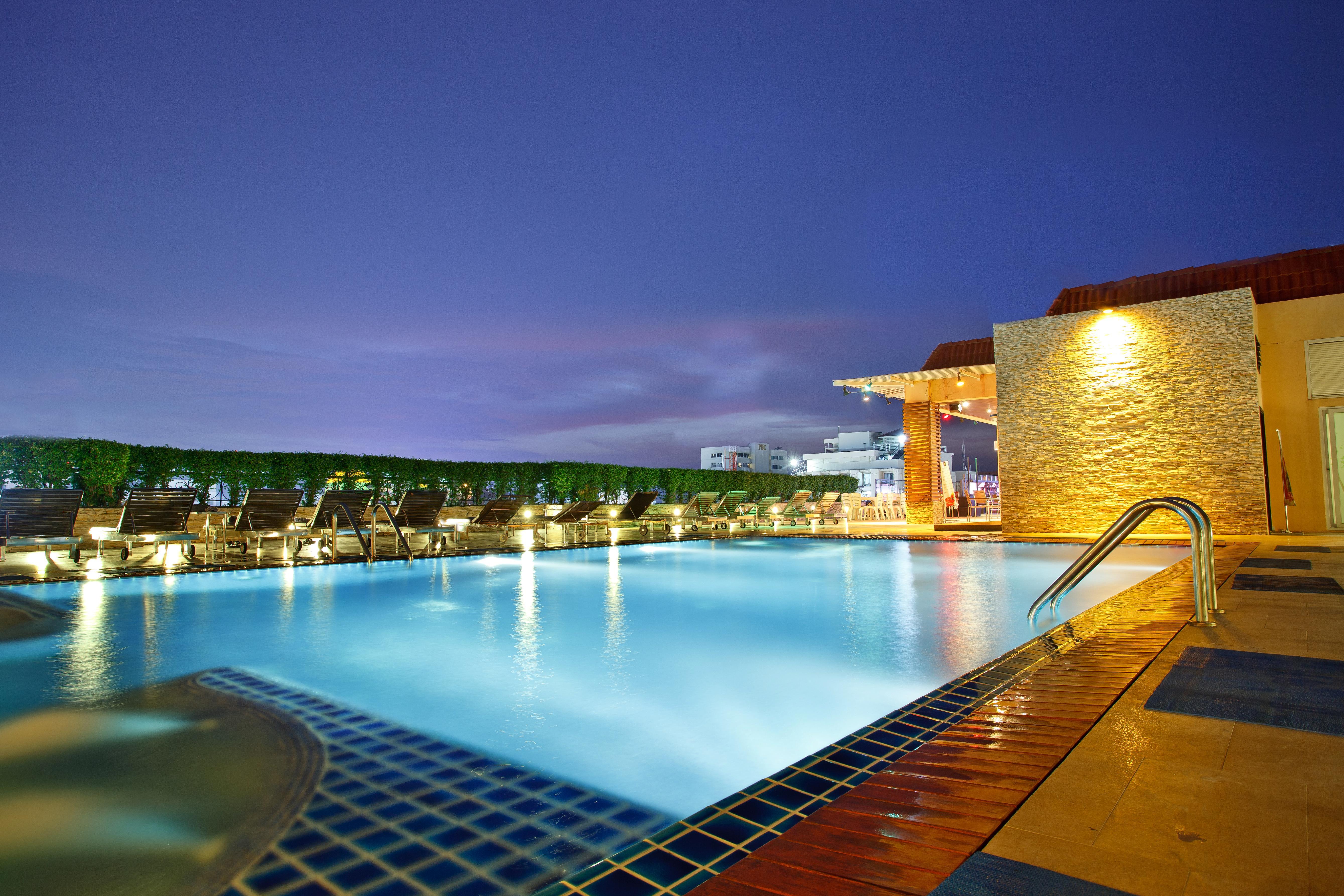 Intimate Hotel Pattaya - Sha Extra Plus Ngoại thất bức ảnh